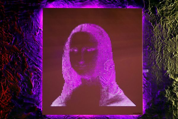 Vasilios Roumeliotis - Mona Lisa - pink-fuchsia light