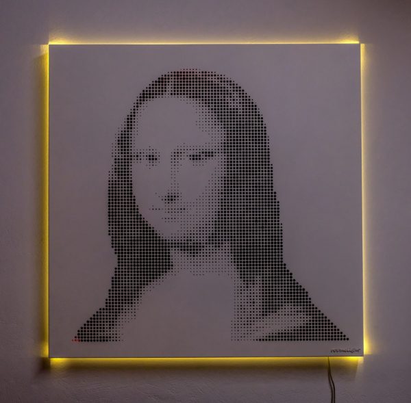 Vasilios Roumeliotis - Mona Lisa - white-yellow light